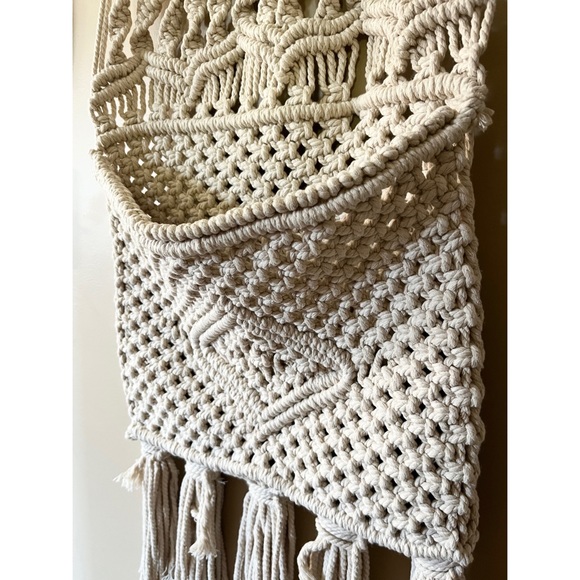 Boho Macrame Fringe Pocket Wall Hanging Cotton Natural Fiber Home Decor - Picture 8 of 10